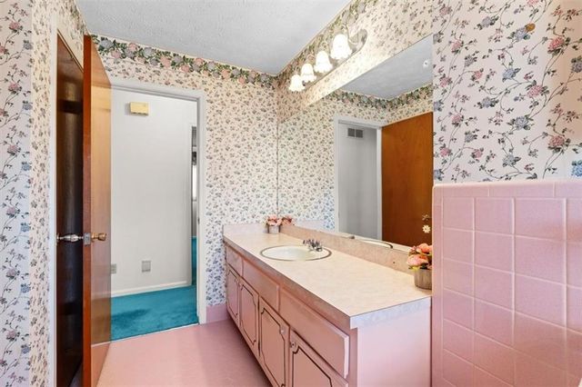 5920 Rosie Lane SE, Mableton, GA 30126