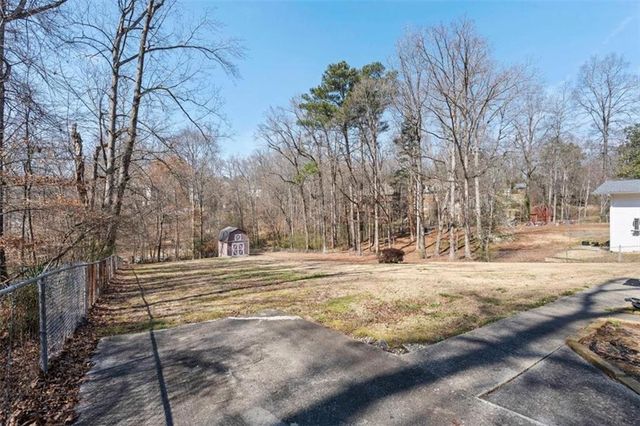 5920 Rosie Lane SE, Mableton, GA 30126