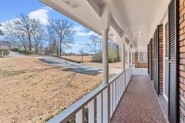 5920 Rosie Lane SE, Mableton, GA 30126