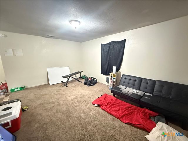 211 Hold Street, Killeen, TX 76541