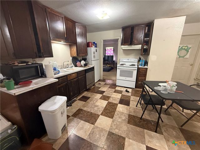 211 Hold Street, Killeen, TX 76541