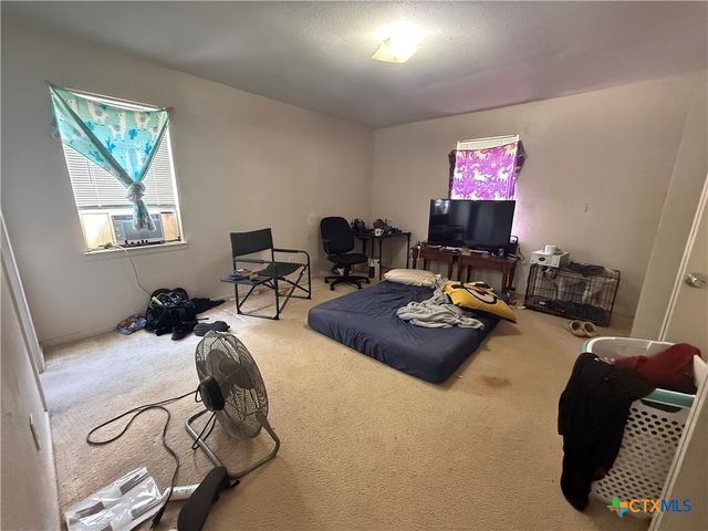 211 Hold Street, Killeen, TX 76541