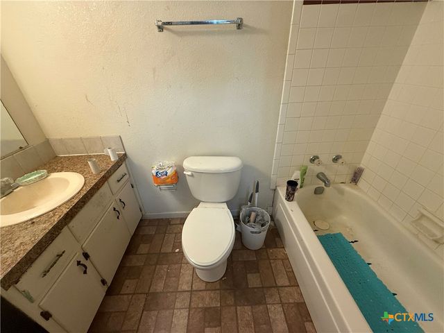 211 Hold Street, Killeen, TX 76541