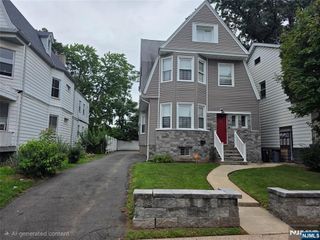 4 Hawthorne Place, East Orange, NJ 07018