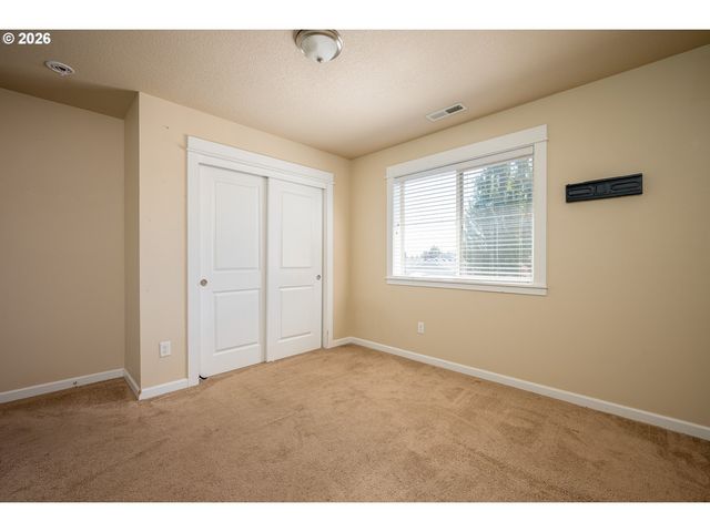 34575 NOBLE Rd, St Helens, OR 97051
