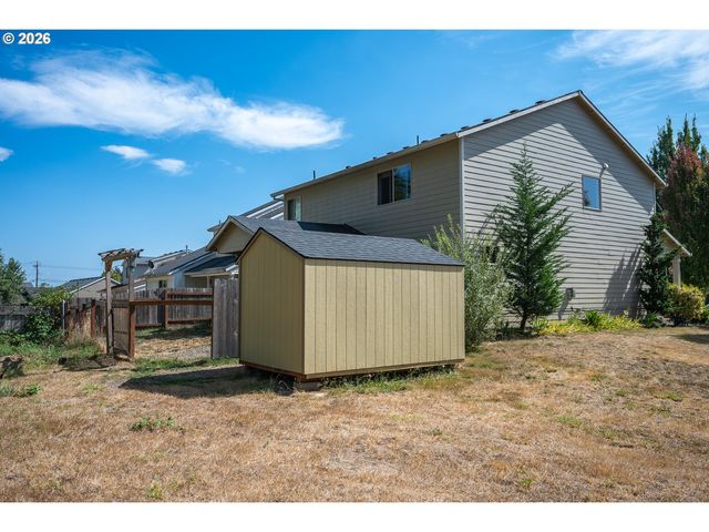 34575 NOBLE Rd, St Helens, OR 97051
