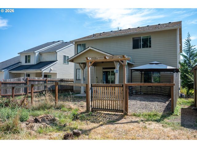 34575 NOBLE Rd, St Helens, OR 97051