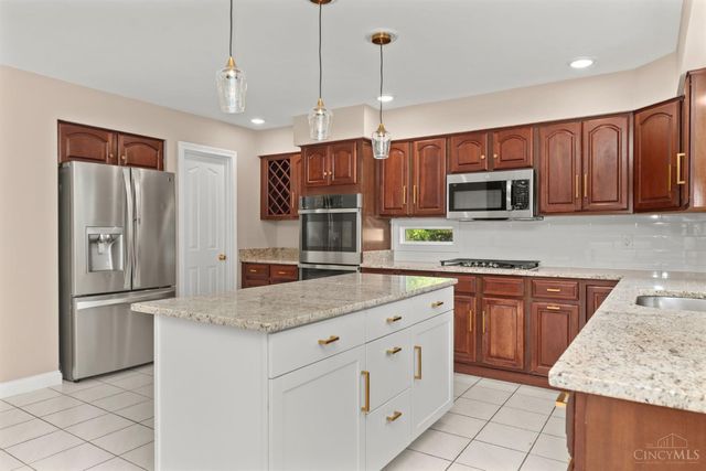 7147 Brightwaters Court, Liberty Twp, OH 45011