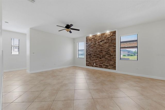 19419 PADDOCK VIEW DRIVE, Tampa, FL 33647