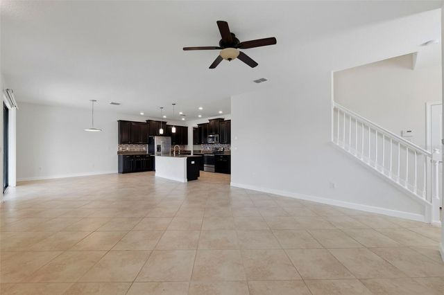 19419 PADDOCK VIEW DRIVE, Tampa, FL 33647