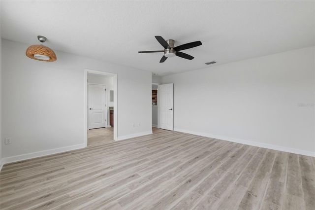 19419 PADDOCK VIEW DRIVE, Tampa, FL 33647