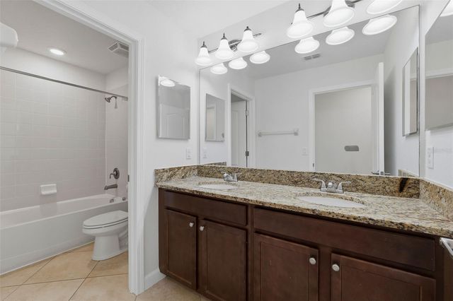 19419 PADDOCK VIEW DRIVE, Tampa, FL 33647