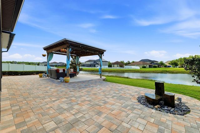 19419 PADDOCK VIEW DRIVE, Tampa, FL 33647