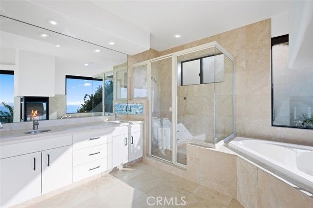 648 Mystic Vw, Laguna Beach, CA 92651