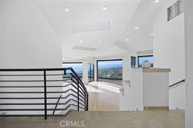 648 Mystic Vw, Laguna Beach, CA 92651