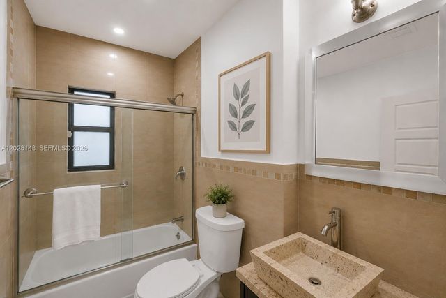 549 NE 12th Avenue, Fort Lauderdale, FL 33301