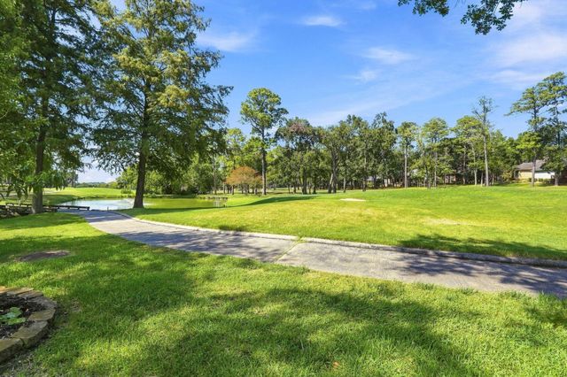 156 April Waters Drive W, Conroe, TX 77356