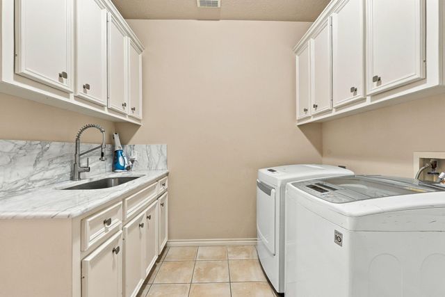 156 April Waters Drive W, Conroe, TX 77356
