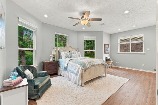 156 April Waters Drive W, Conroe, TX 77356