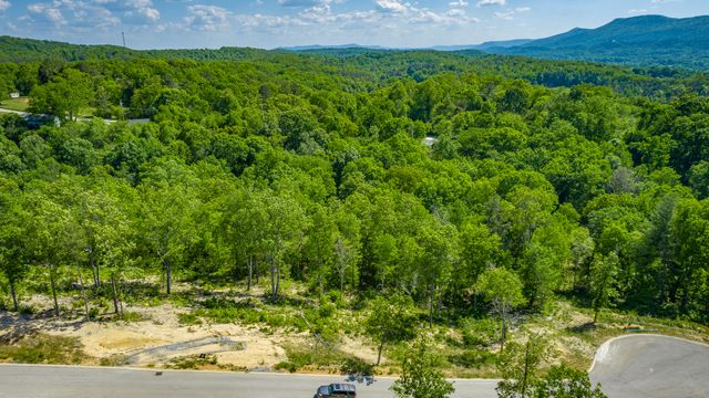 287 Cascade Drive, Rossville, GA 30741