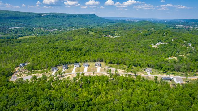 287 Cascade Drive, Rossville, GA 30741