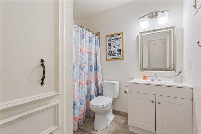208 Alamosa Drive, Hewitt, TX 76643