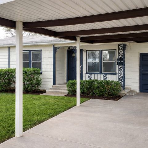 3241 Aurora Street, Haltom City, TX 76117