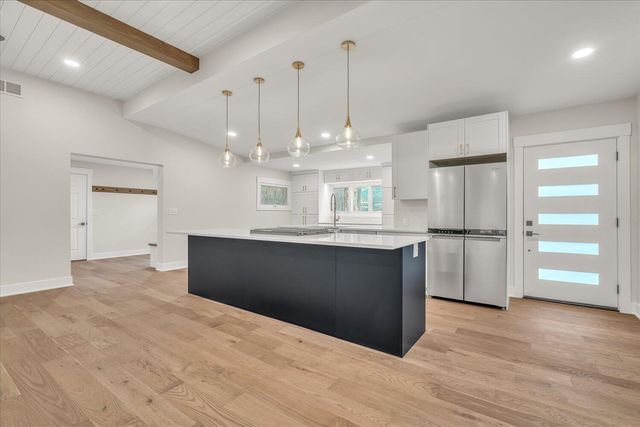 10985 E Cd Avenue, Richland, MI 49083