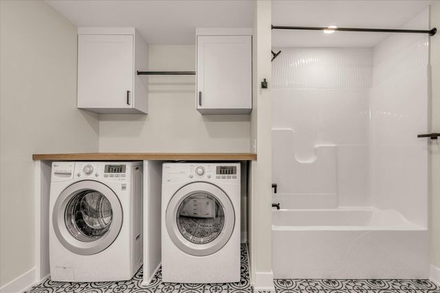 10985 E Cd Avenue, Richland, MI 49083