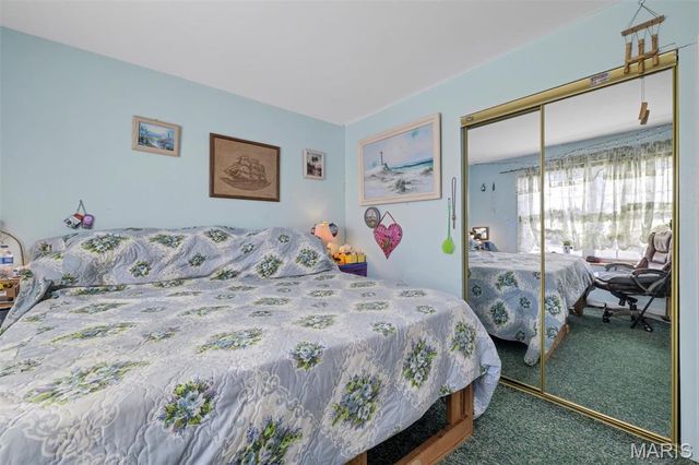 9 Christine Drive, O'fallon, MO 63366