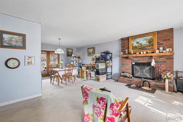 9 Christine Drive, O'fallon, MO 63366