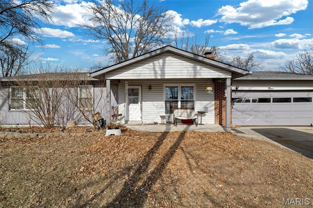 9 Christine Drive, O'fallon, MO 63366