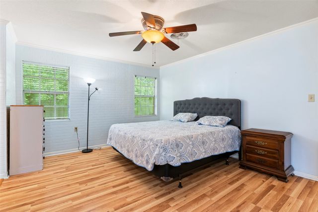 1010 Nina Street, Bowie, TX 76230
