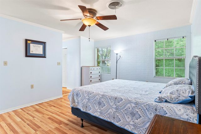1010 Nina Street, Bowie, TX 76230
