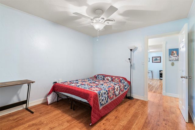 1010 Nina Street, Bowie, TX 76230