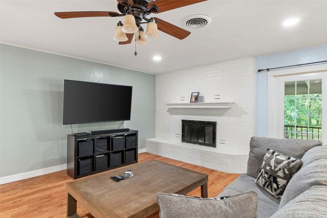 1010 Nina Street, Bowie, TX 76230