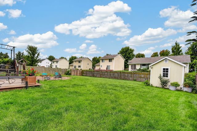 870 SE Willow Brook Drive, Waukee, IA 50263
