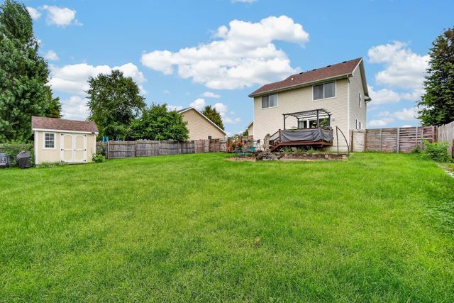 870 SE Willow Brook Drive, Waukee, IA 50263