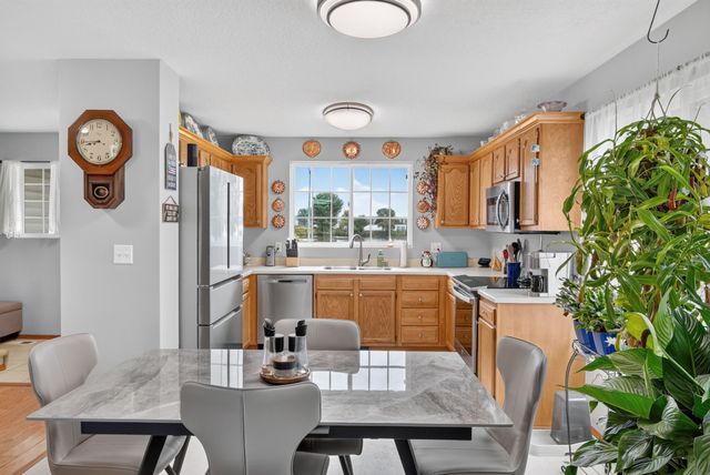 870 SE Willow Brook Drive, Waukee, IA 50263