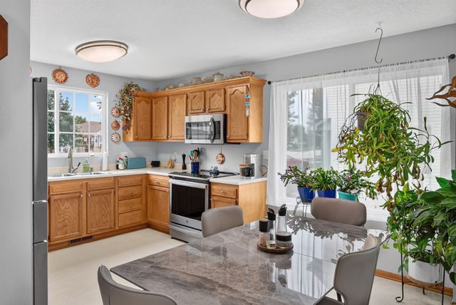 870 SE Willow Brook Drive, Waukee, IA 50263