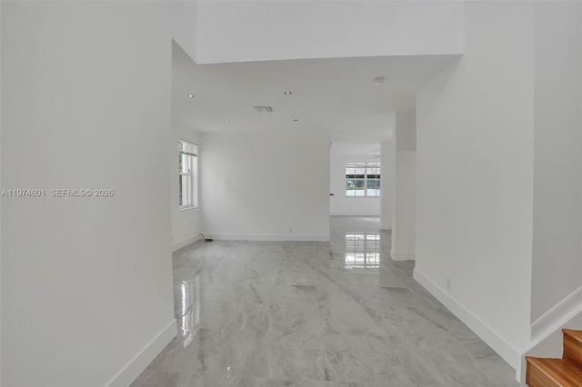 659 Vista Meadows Dr, Weston, FL 33327