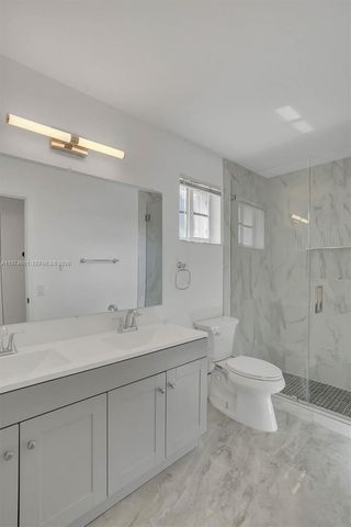 659 Vista Meadows Dr, Weston, FL 33327