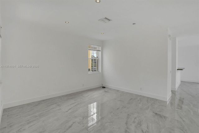 659 Vista Meadows Dr, Weston, FL 33327