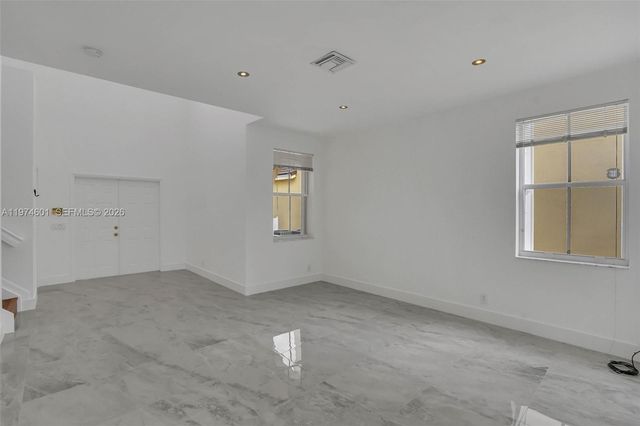 659 Vista Meadows Dr, Weston, FL 33327