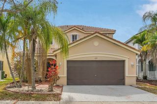 659 Vista Meadows Dr, Weston, FL 33327