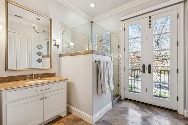 3021 Southwestern Boulevard, University Park, TX 75225