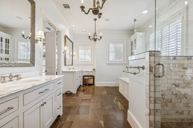 3021 Southwestern Boulevard, University Park, TX 75225