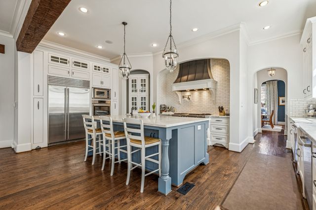 3021 Southwestern Boulevard, University Park, TX 75225