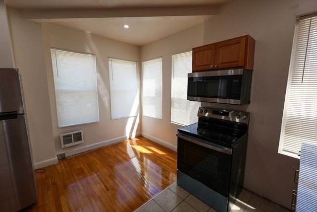 1 Kenilworth Street 2, Boston, MA 02119