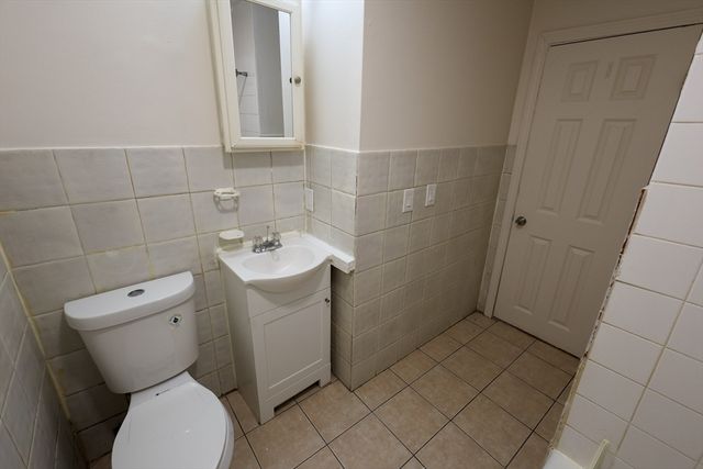 1 Kenilworth Street 2, Boston, MA 02119